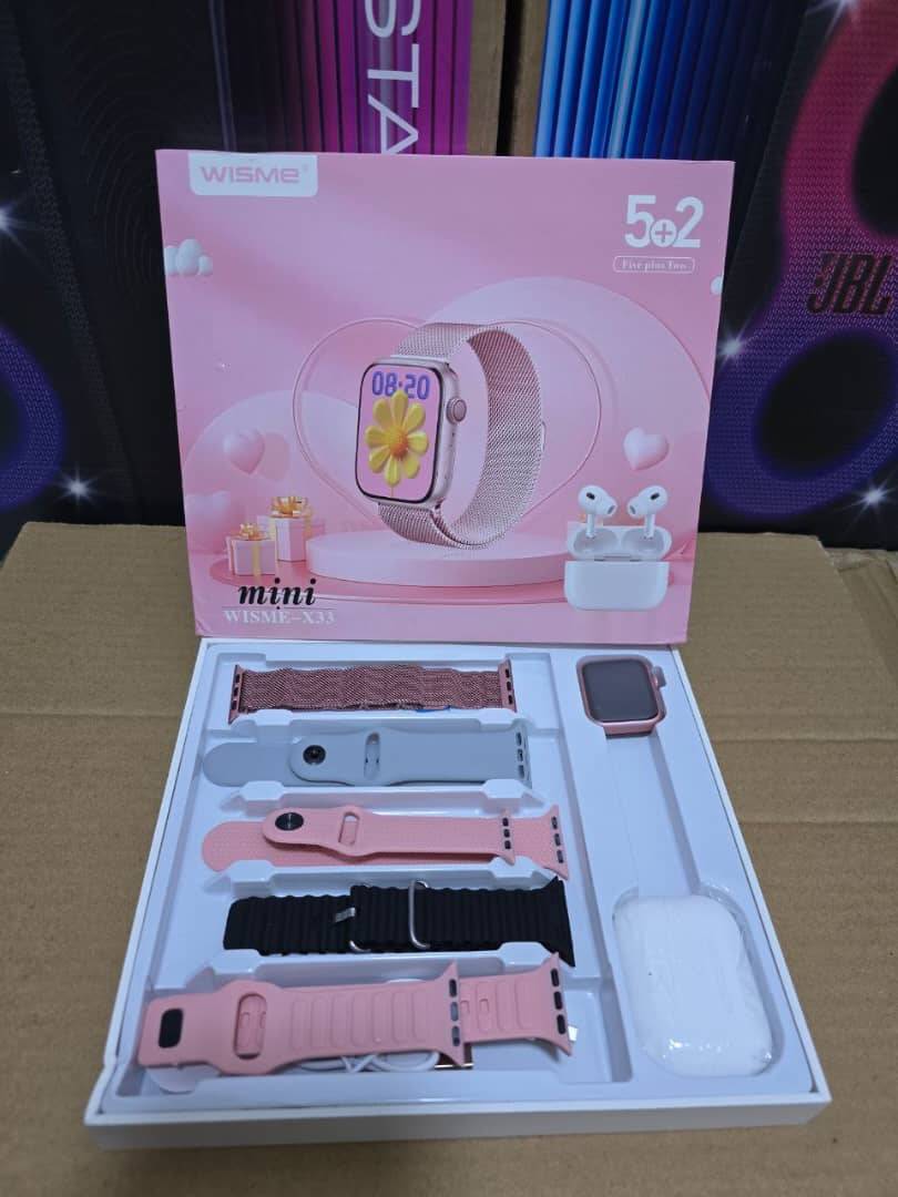 ساعت هوشمند Wisme-X33 mini دارای 5 عدد بند و ایرپاد