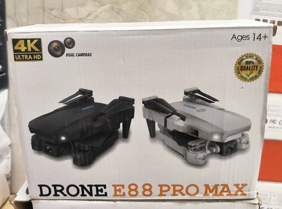 کوادکوپتر و هلی شات 2 دوربین مدل E88 pro max