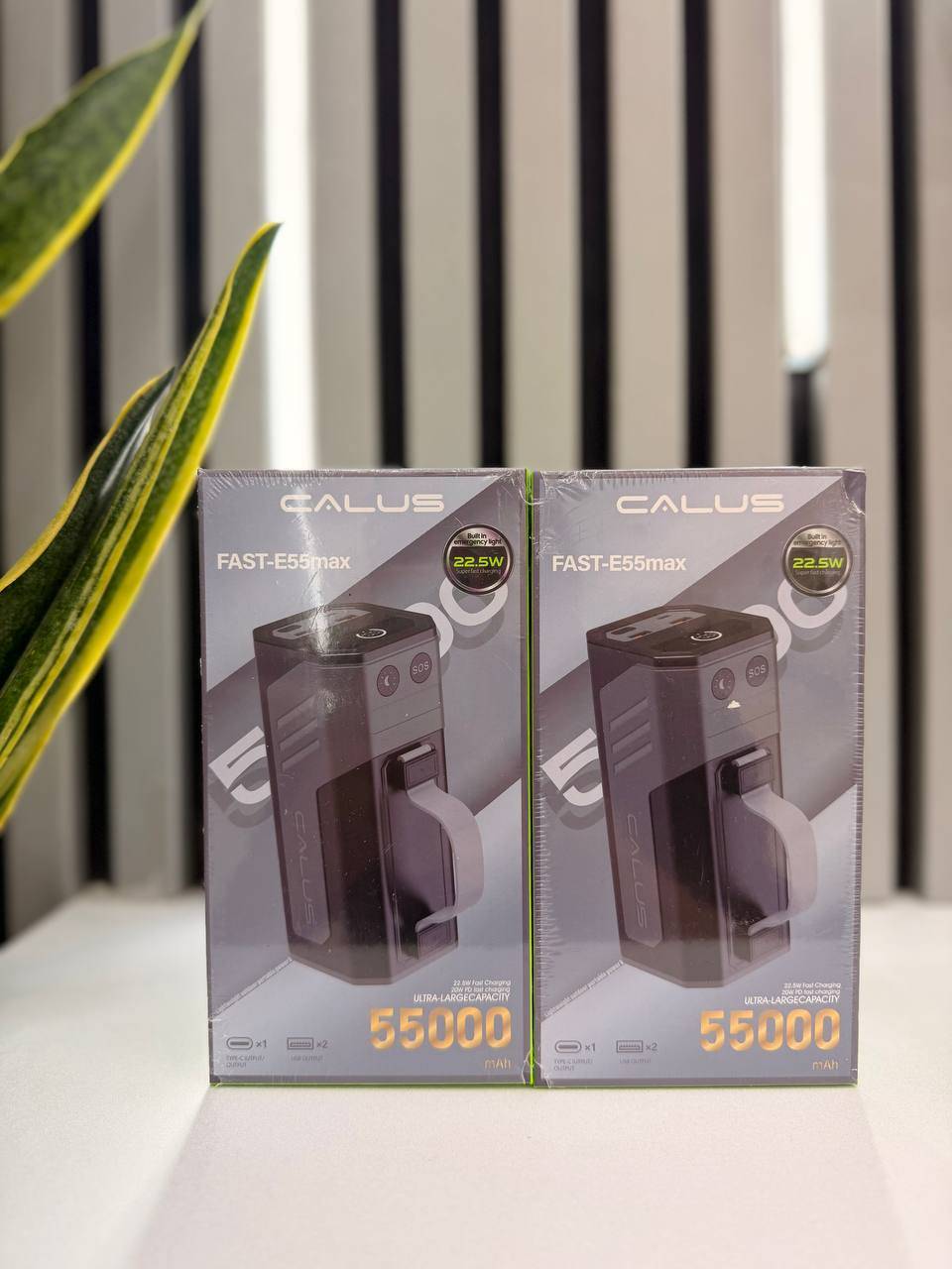 پاوربانک Calus مدل E55Max ظرفیت 55000mah  کیفیت درجه یک و عالی  فست شارژر